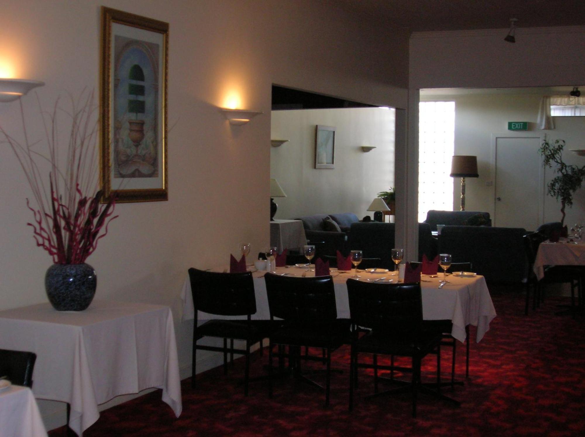 Peninsula Motor Inn Tyabb Екстер'єр фото