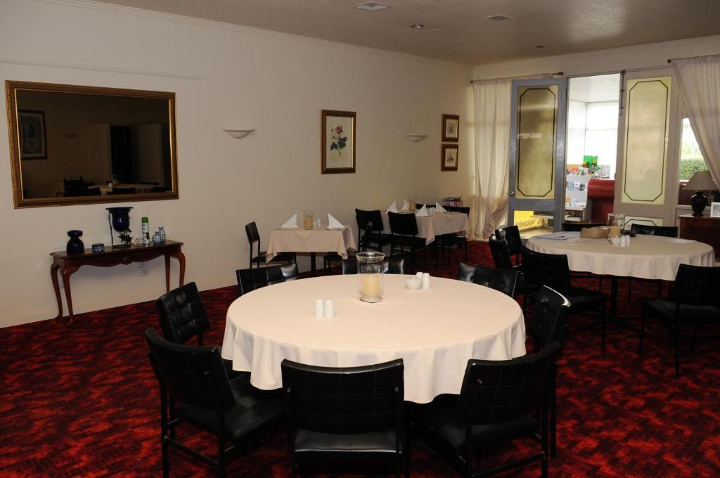 Peninsula Motor Inn Tyabb Екстер'єр фото